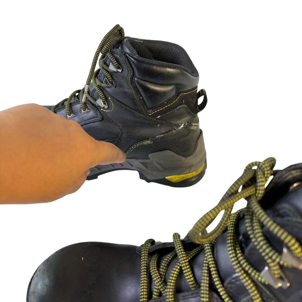 ACE Work Boots outer layer